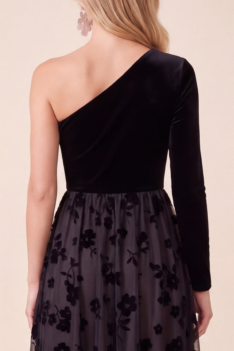 Laden Sie das Bild in den Galerie-Viewer, Schwarzes Samt A-Linie Midi Weihnachtspartykleid mit einer Schulter