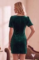 Laden Sie das Bild in den Galerie-Viewer, Dunkelgrünes Samt Bodycon V-Ausschnitt Puff Kurzärmel Kurzes Weihnachtspartykleid mit Schleife