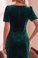 Laden Sie das Bild in den Galerie-Viewer, Dunkelgrünes Samt Bodycon V-Ausschnitt Puff Kurzärmel Kurzes Weihnachtspartykleid mit Schleife
