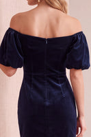 Laden Sie das Bild in den Galerie-Viewer, Burgundrotes Samt Bodycon Schulterfreies Puffärmel Kurzes Weihnachtspartykleid mit Schleife