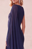 Laden Sie das Bild in den Galerie-Viewer, Kaffee Scheide Chiffon Ein schulter Langes Hochzeitsgastkleid mit Umhang