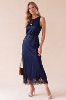 Laden Sie das Bild in den Galerie-Viewer, Schwarzes Rundhals Satin Midi Hochzeitsgastkleid mit Spitze