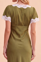Laden Sie das Bild in den Galerie-Viewer, Blush Sheath V-Ausschnitt Flutter-Ärmel Midi Weihnachtspartykleid mit Spitze