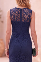 Laden Sie das Bild in den Galerie-Viewer, Dunkelblaues Meerjungfrauen Rundhals Midi Hochzeitsgastkleid mit Spitze