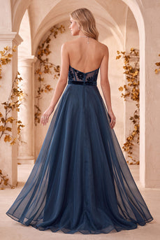 Marineblaues A-Linie Trägerloses Samt Organza Langes Festkleid