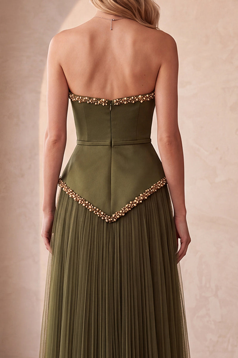 Laden Sie das Bild in den Galerie-Viewer, Olive A-Linie Trägerloses Plissiertes Satin Langes Festliches Kleid mit Perlenbesatz