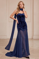 Laden Sie das Bild in den Galerie-Viewer, Marineblaues Meerjungfrauen Samt Trägerloses Chiffon Floral Langes Abendkleid