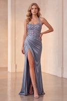 Laden Sie das Bild in den Galerie-Viewer, Staubblaues Halter Gerafftes Satin Abendkleid mit 3D-Blume
