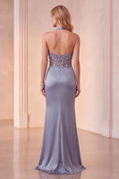 Laden Sie das Bild in den Galerie-Viewer, Staubblaues Halter Gerafftes Satin Abendkleid mit 3D-Blume