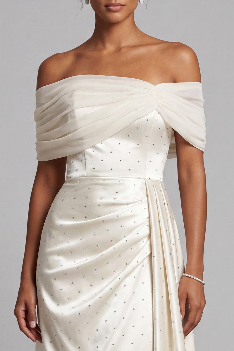 Laden Sie das Bild in den Galerie-Viewer, Elfenbein Scheide Schulterfreies Hoch niedriges Satin Gerafftes Langes Festkleid mit Perlenbesatz