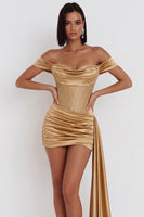 Laden Sie das Bild in den Galerie-Viewer, Goldenes Schulterloses Gerafftes Satin Cocktailkleid mit Perlen und Drapierung