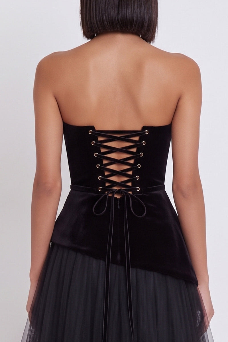 Laden Sie das Bild in den Galerie-Viewer, Schwarzes A-Line Trägerloses Samt Tüll Midi Cocktailkleid