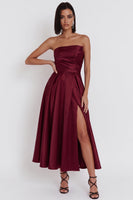 Laden Sie das Bild in den Galerie-Viewer, Schwarzes Trägerloses A-Linie Midi Cocktailkleid mit Schlitz