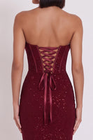 Laden Sie das Bild in den Galerie-Viewer, Glitzerburgundrotes Korsett Bodycon Satin Trägerloses Midi-Cocktailkleid