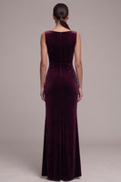 Laden Sie das Bild in den Galerie-Viewer, Cabernet Scheide Bateau-Ausschnitt Gerafftes Langes Samtkleid mit Schlitz