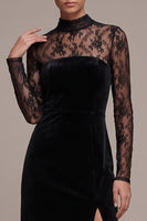 Laden Sie das Bild in den Galerie-Viewer, Schwarzes Sheath High Neck Spitze Maxi-Samtkleid mit langen Ärmeln und Schlitz