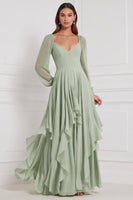 Laden Sie das Bild in den Galerie-Viewer, A-Linie Gestuftes V-Ausschnitt Langarmiges Salbei Chiffon Brautjungfernkleid mit Rüschen
