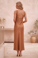 Laden Sie das Bild in den Galerie-Viewer, Burnt Orange Cowl Neck Satin Sheath Maxi Hochzeitskleider mit Spitze