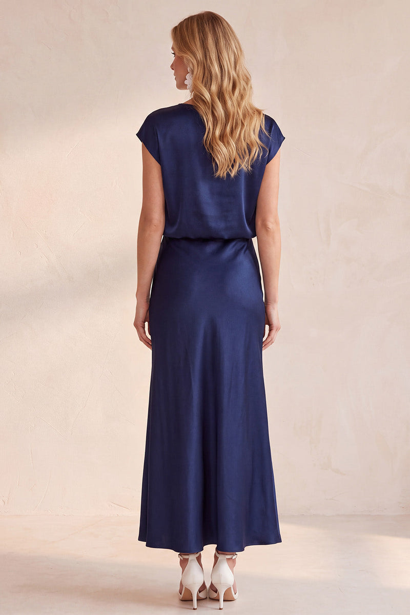 Laden Sie das Bild in den Galerie-Viewer, Marineblaues Cowl-Hals Scheiden Satin Spitzen Midi Hochzeitsgastkleid mit Mützenärmeln
