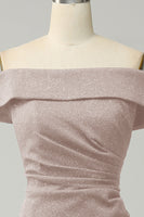 Laden Sie das Bild in den Galerie-Viewer, Marineblaues schulterfreies funkelndes langes Brautjungfernkleid