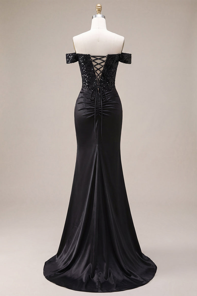 Laden Sie das Bild in den Galerie-Viewer, Off-the-shoulder schwarzes Meerjungfrauen-Satin-Abschlussballkleid