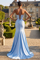 Laden Sie das Bild in den Galerie-Viewer, Langes Abschlussballkleid mit blauem Perlen-Meerjungfrauen-Satin mit Schlitz