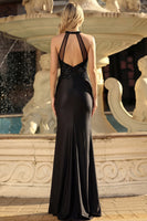 Laden Sie das Bild in den Galerie-Viewer, Schwarzes applikiertes Meerjungfrauen-Abschlussballkleid mit Schlitz