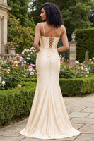 Laden Sie das Bild in den Galerie-Viewer, Champagnerperlenbesetztes Meerjungfrauen-Korsett-Abschlussballkleid