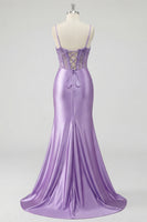 Laden Sie das Bild in den Galerie-Viewer, Lavendelfarbenes Korsett-Meerjungfrauen-Abschlussballkleid mit Schlitz