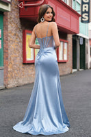 Laden Sie das Bild in den Galerie-Viewer, Graublaues, perlenbesetztes Meerjungfrauen-Abschlussballkleid