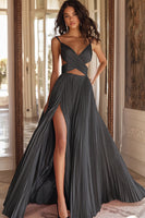 Laden Sie das Bild in den Galerie-Viewer, A Linie Rosa Plissee Ballkleid mit V-Ausschnitt und Schlitz