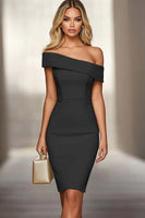 Laden Sie das Bild in den Galerie-Viewer, Elfenbein Bodycon Schulterfreies Kurzes Arbeitskleid aus Satin