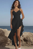 Laden Sie das Bild in den Galerie-Viewer, Weißes Spaghetti-Träger Standesamtkleid mit Rüschen und Schlitz