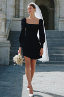 Laden Sie das Bild in den Galerie-Viewer, Elfenbein Standesamtkleid aus Satin in A-Linie mit quadratischem Ausschnitt