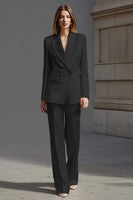 Laden Sie das Bild in den Galerie-Viewer, Elfenbein 2-teilige Business Anzüge aus Satin mit Spitzrevers