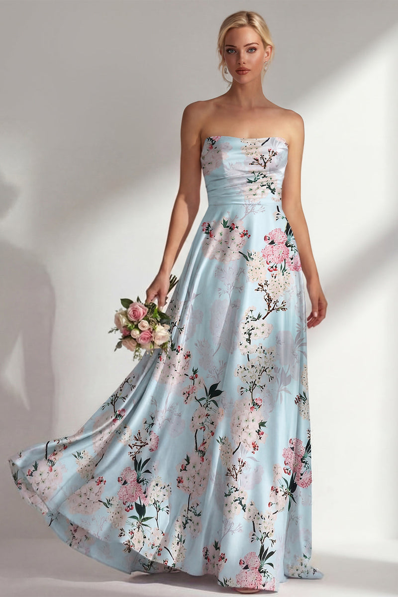 Laden Sie das Bild in den Galerie-Viewer, Blumenblaues, trägerloses, bedrucktes langes Brautjungfernkleid mit A-Linie