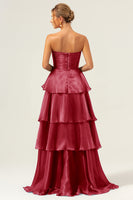 Laden Sie das Bild in den Galerie-Viewer, Dunkelblaues Langes A-Linie Trägerloses Gestuftes Satin Ballkleid