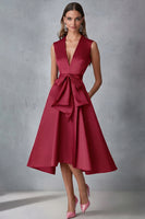 Laden Sie das Bild in den Galerie-Viewer, Fuchsia Satin V-Ausschnitt A-Linie Kleid für Hochzeitsgäste