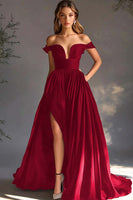 Laden Sie das Bild in den Galerie-Viewer, Schwarzes schulterfreies A-Linie Chiffon Ballkleid
