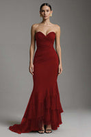 Laden Sie das Bild in den Galerie-Viewer, Schwarzes Herzausschnitt Mermaid Sweep Train Langes Ballkleid mit Rüschen