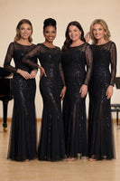 Laden Sie das Bild in den Galerie-Viewer, Glitzerndes Schwarzes Meerjungfrauen Pailletten Chorkleid mit Bootsausschnitt und langen Ärmeln