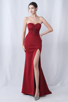 Laden Sie das Bild in den Galerie-Viewer, Schwarzes Meerjungfrauen Herzausschnitt Langes Ballkleid mit Schlitz