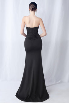 Schwarzes Meerjungfrauen Herzausschnitt langes formelles Kleid mit Schlitz