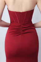 Laden Sie das Bild in den Galerie-Viewer, Schwarzes Meerjungfrauen Herzausschnitt Langes Ballkleid mit Schlitz