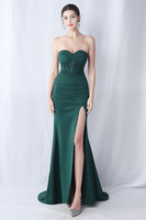 Laden Sie das Bild in den Galerie-Viewer, Schwarzes Meerjungfrauen Herzausschnitt Langes Ballkleid mit Schlitz