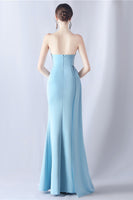 Laden Sie das Bild in den Galerie-Viewer, Marineblaues Meerjungfrau trägerloses langes Korsett Ballkleid mit Schlitz