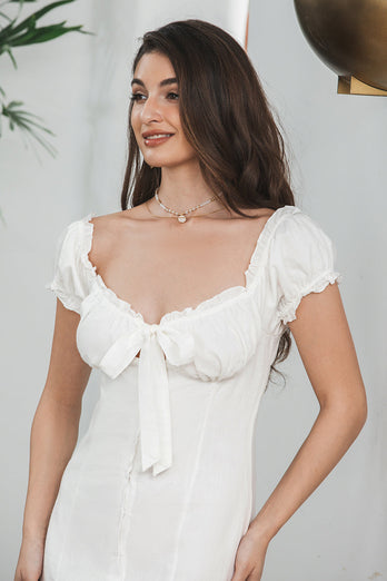 Einreihiges weißes Kleid mit Schnürung und Puffärmeln