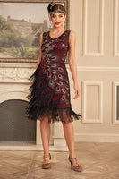 Laden Sie das Bild in den Galerie-Viewer, Glitzerndes schwarzes Flapper Kleid mit Fransen aus den 1920er Jahren