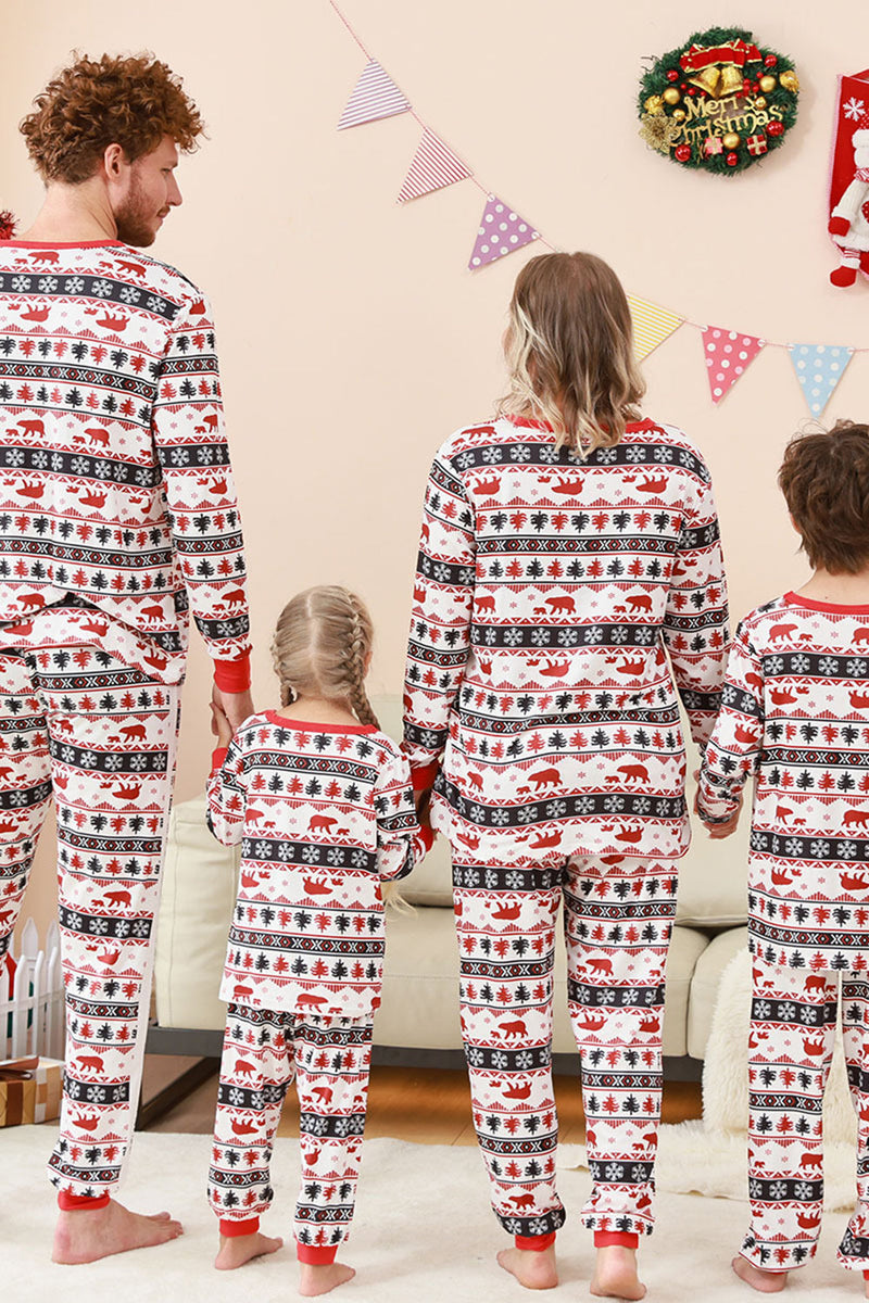 Laden Sie das Bild in den Galerie-Viewer, Schwarz-Weiß bedrucktes Weihnachts-Familienpyjama-Set