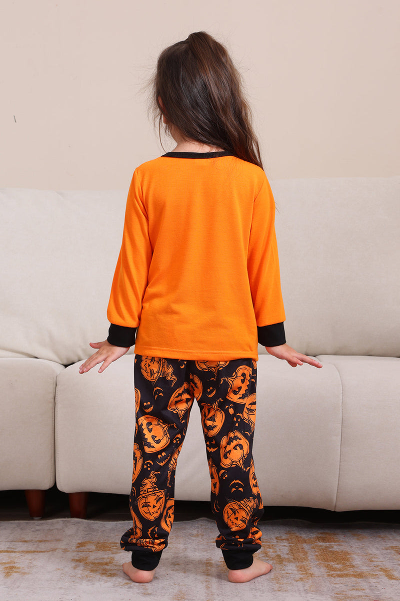 Laden Sie das Bild in den Galerie-Viewer, Orange Halloween Langarm-Familien-Pyjama-Set